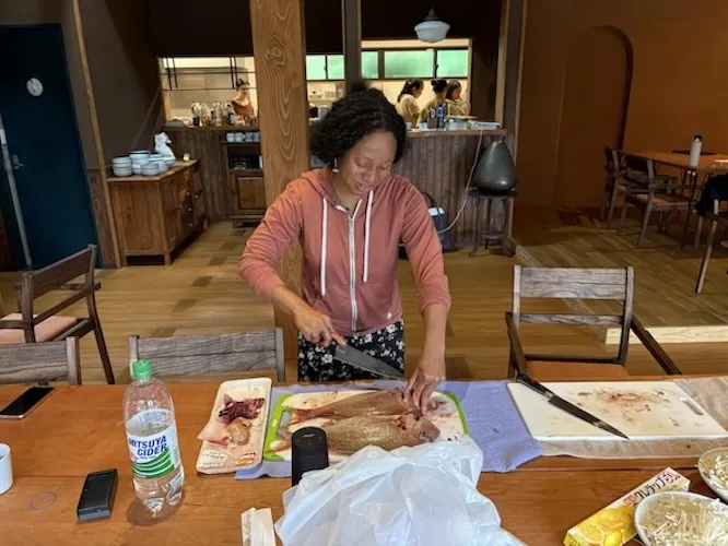 Preparing for final dinner